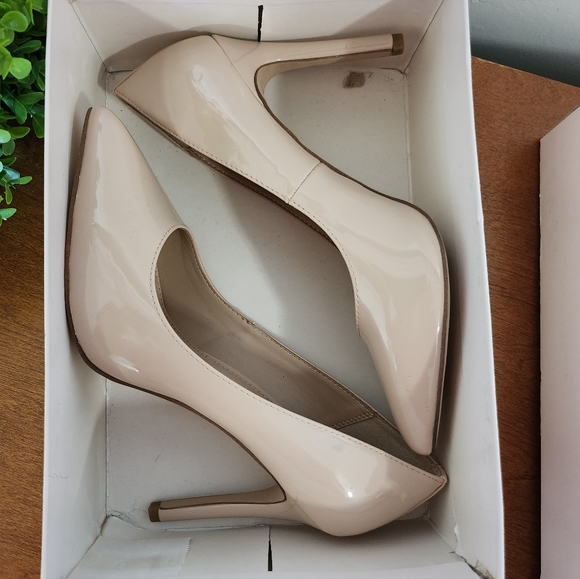 BCBG Nude Heels - Picture 3 of 5